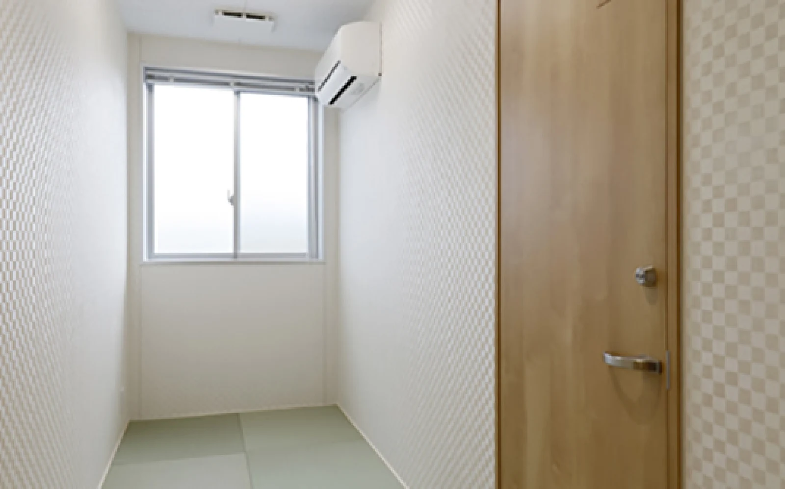 空調を備えた更衣室兼静養室